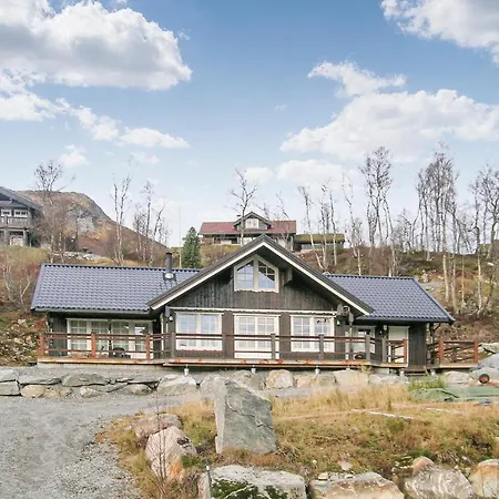 펜션 Lovely In Straumgjerde With House Sea View