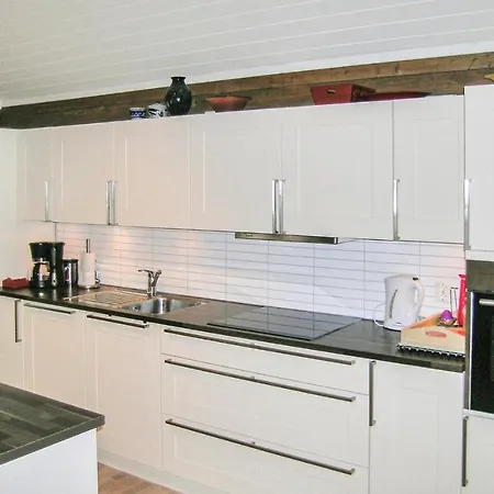Holiday home Lovely In Straumgjerde With House Sea View
